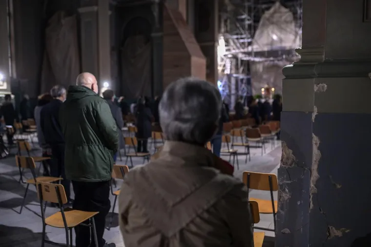 U bazilici Srca Isusova prvi puta nakon razornog potresa služena misa