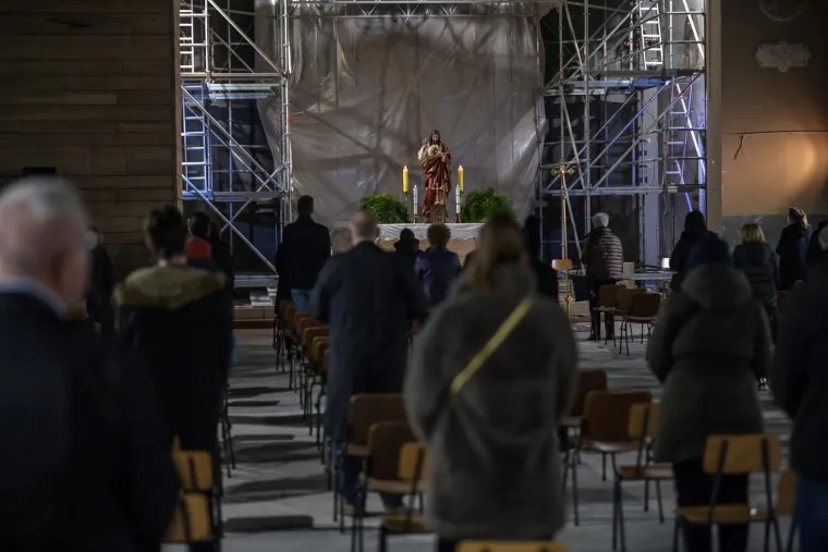 U bazilici Srca Isusova prvi puta nakon razornog potresa služena misa