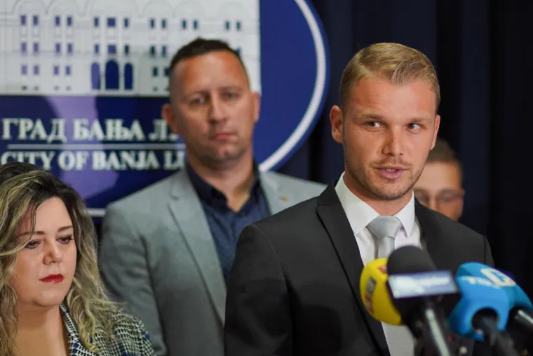 Draško je kazao da mu smeta pisanje o njegovu privatnom životu.