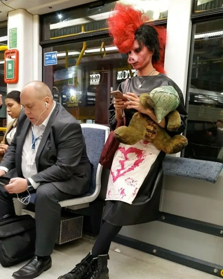 Linija 'Zona sumraka - Dosjei X' ponovno prometuje, prva postaja je wtfozemska!