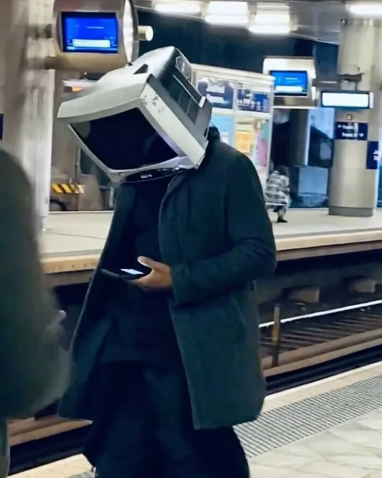 Linija 'Zona sumraka - Dosjei X' ponovno prometuje, prva postaja je wtfozemska!