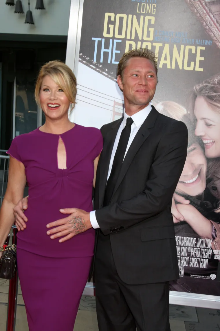 Ona je ljubavnu sreću na&scaron;la s ocem svoje kćeri Sadie koju je rodila 2011. godine. S Martynom LeNobleom zaručila se na Valentinovo 2010., a vjenčali su se 2013. godine.