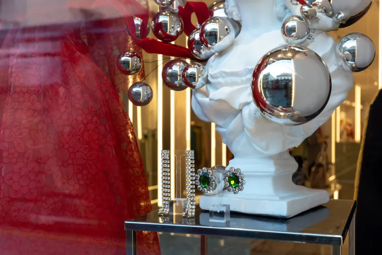 Božićna čarolija Sa&scaron;e &Scaron;ekoranje i Aleksandre Dojčinović