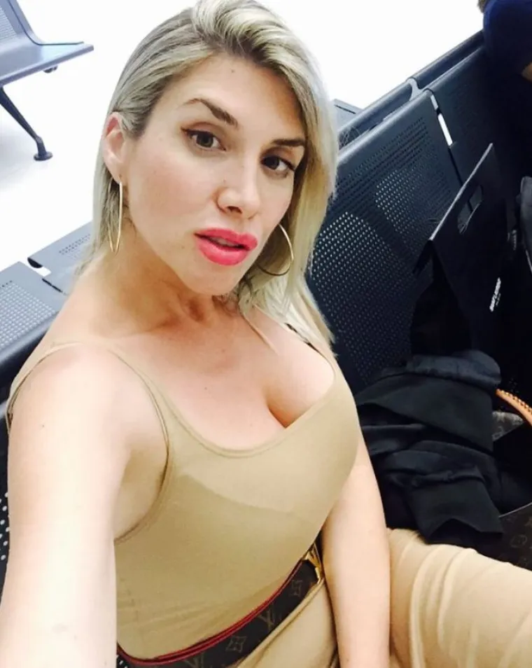 Mirtu &Scaron;urjak prozivali su zbog seksi stajlinga, sve je ishendlala kao dama