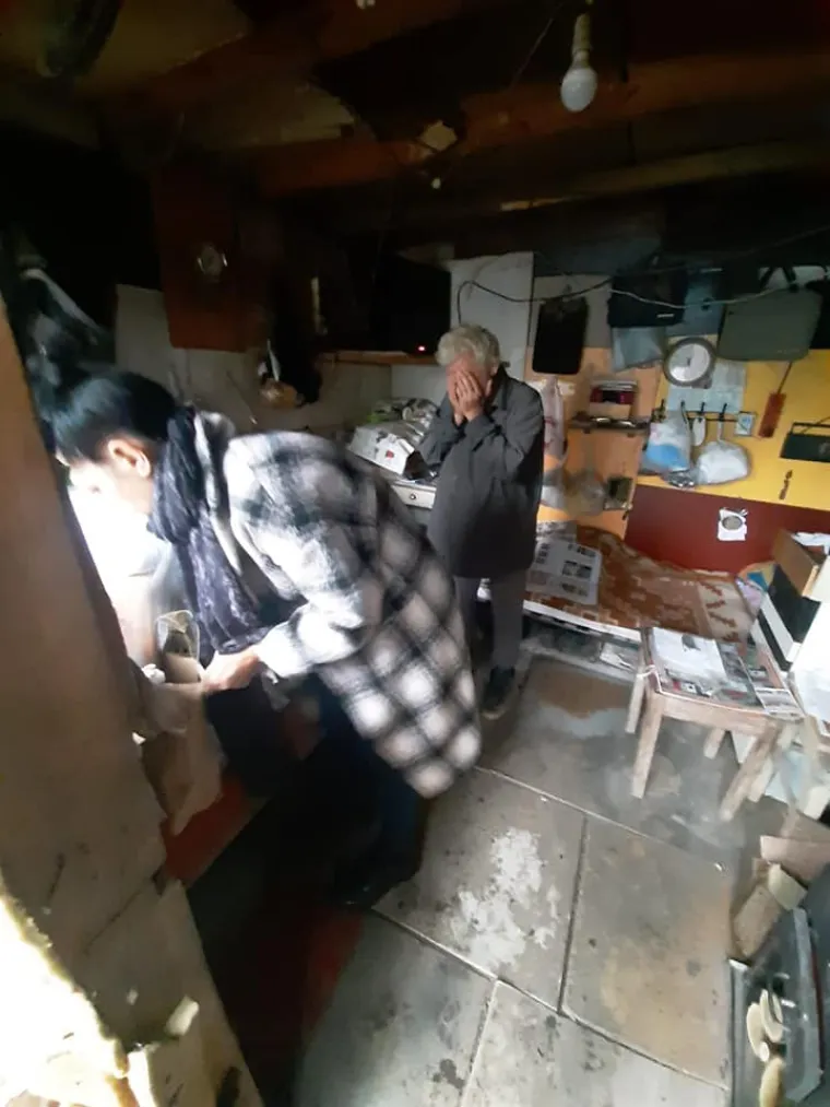 Njihove želje su skromne: 'Donijela sam hranu, a dijete je izvadilo sirove hrenovke, sjelo u kut i počelo jesti. Da ti srce pukne'