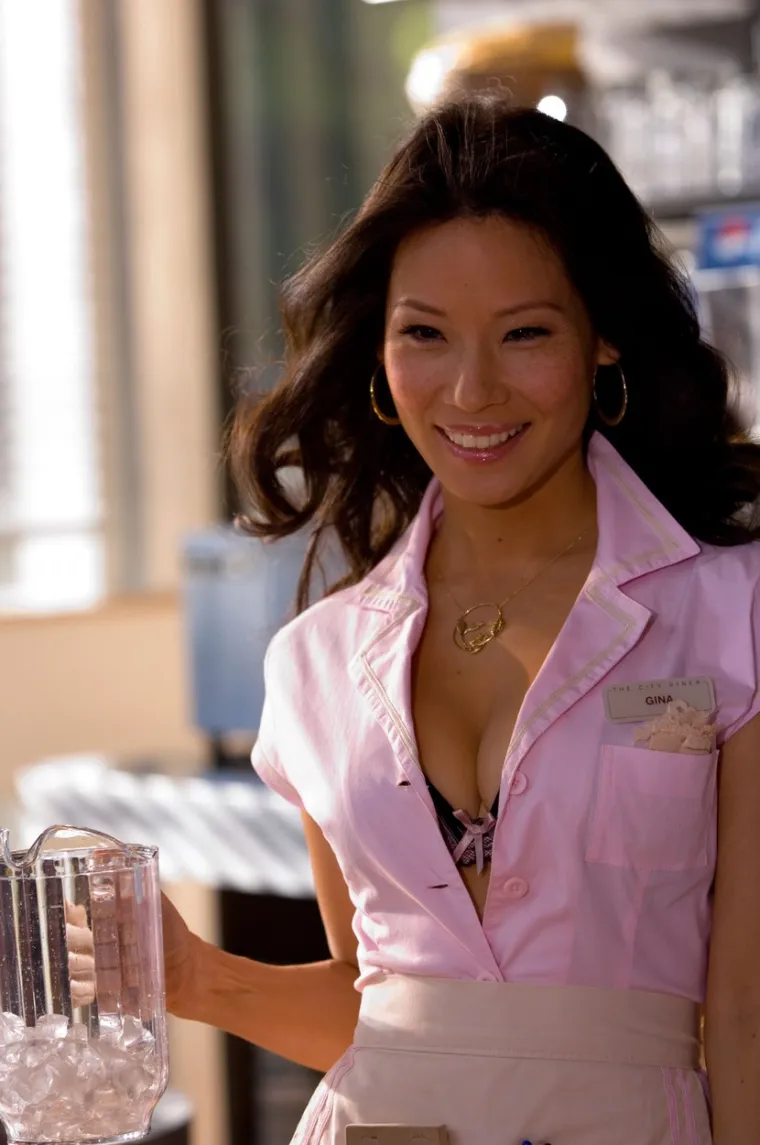 Lucy Liu slavi rođendan, nema šanse da pogodite koji: Bezvremenska ljepotica kao da ni dana nije ostarjela