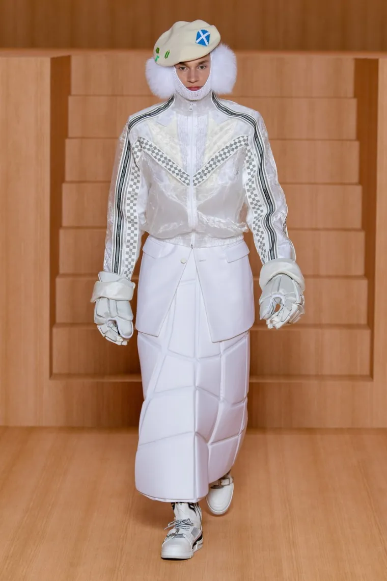 Ovakve odjevne predmete dugo nismo vidjeli: Louis Vuitton šokirao novom kolekcijom