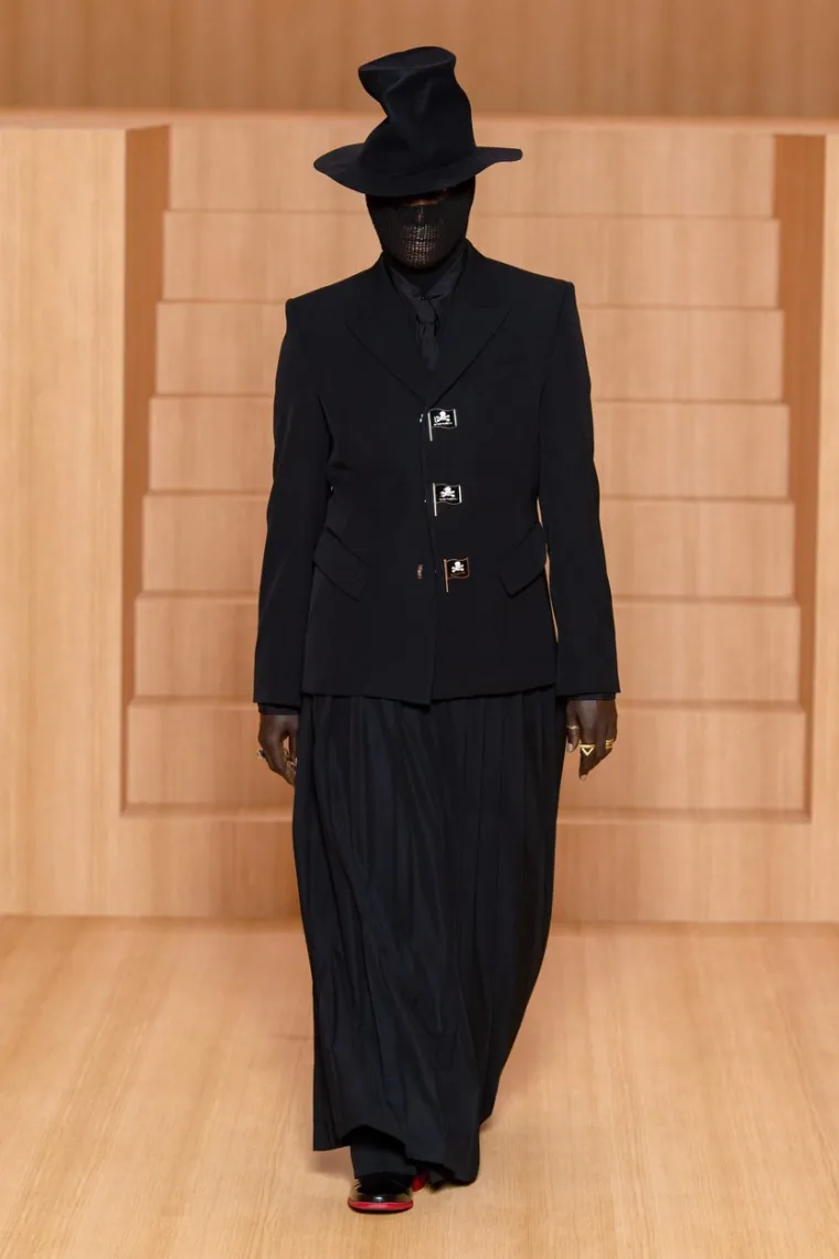 Ovakve odjevne predmete dugo nismo vidjeli: Louis Vuitton šokirao novom kolekcijom