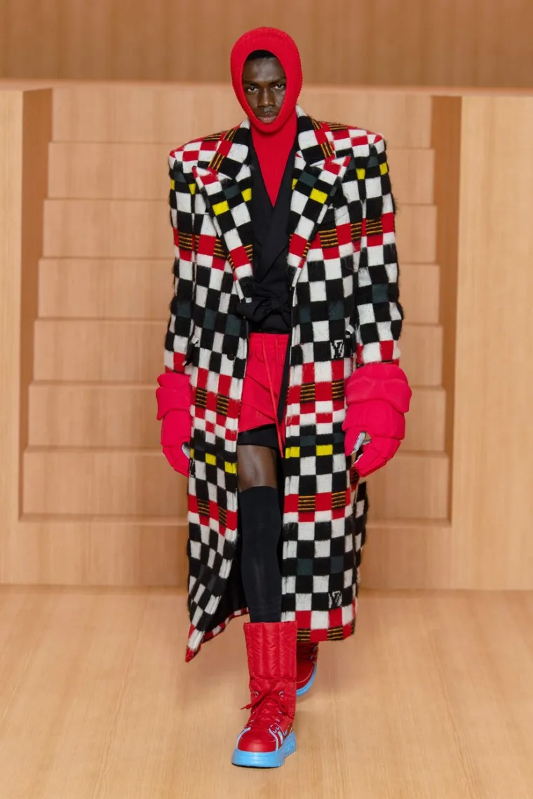 Ovakve odjevne predmete dugo nismo vidjeli: Louis Vuitton šokirao novom kolekcijom