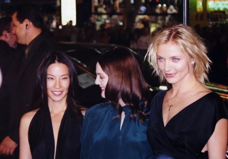 Lucy Liu slavi rođendan, nema &scaron;anse da pogodite koji: Bezvremenska ljepotica kao da ni dana nije ostarjela