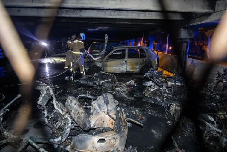 Snažna eksplozija probudila Splićane! U garaži izgorjeli motocikli i automobili: ' Čuli smo eksploziju, a vani vatrena kugla...'