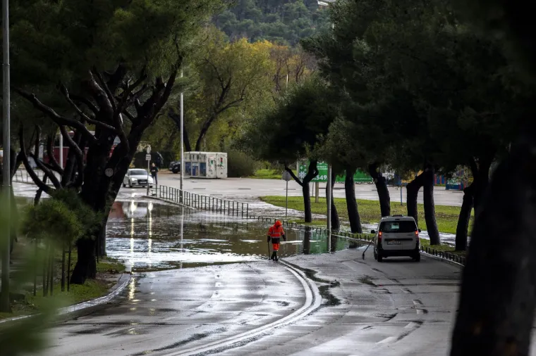 Kaos u Splitu: Obilne kiše potopile gradske ulice