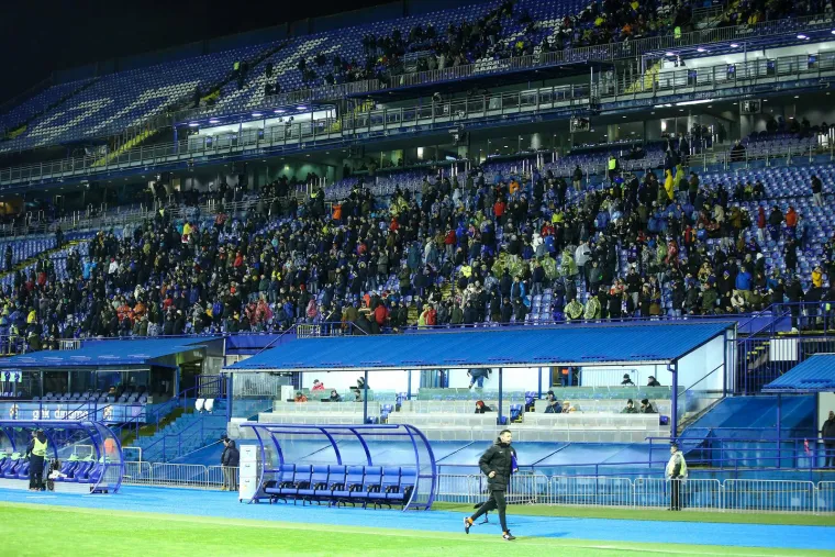 Pogledajte kakva je bila atmosfera na najvećem hrvatskom derbiju, Torcida poslala žestoku poruku Boysima