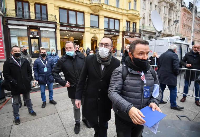 Pogledajte kako je izgledao doček na&scaron;ih tenisača, Gojo 'briljirao': 'Bolje da Hajduk osvoji naslov, nego mi Davis Cup'