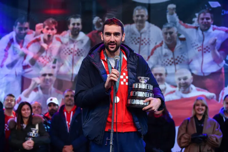 Pogledajte kako je izgledao doček na&scaron;ih tenisača, Gojo 'briljirao': 'Bolje da Hajduk osvoji naslov, nego mi Davis Cup'