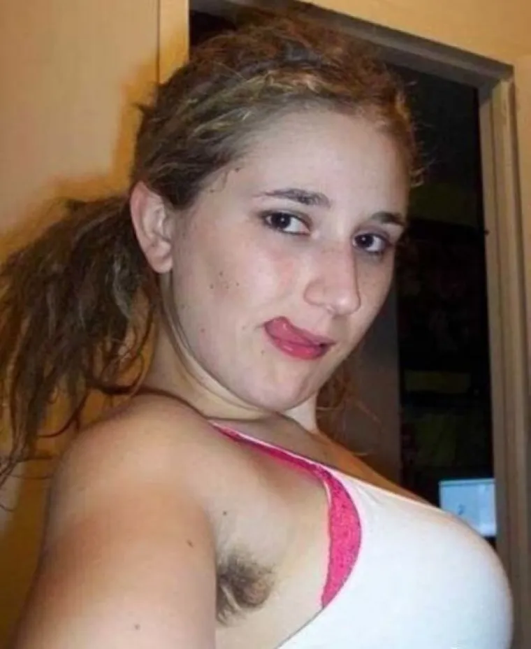 Nikome ne dalo da u životu žene bude samo ogledalo: Čuda vidi&scaron;, a samo ih u ti&scaron;ini i bez dodira živi&scaron;