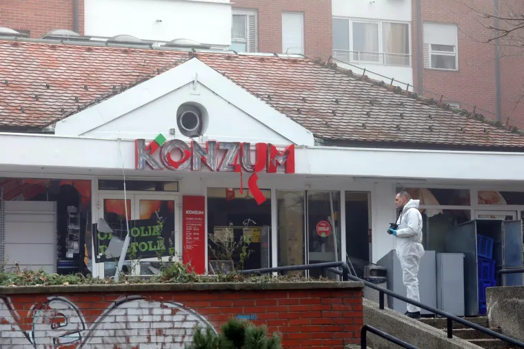 Raznesen bankomat u sklopu Konzuma u Maksimiru