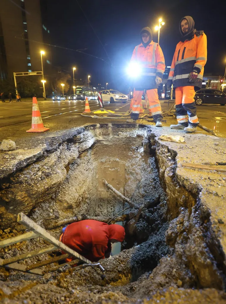 Opet pukao cjevovod u Zagrebu: Bez vode je ostao dio stanara  na Trešnjevci