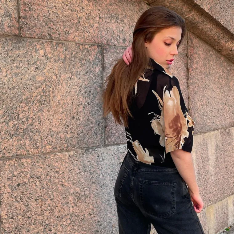 Napaljena Miha uputila otvorenu nemoralnu ponudu: 'Postani kralj i radi mi cijelu noć &scaron;to mi drugi čine u pornićima'