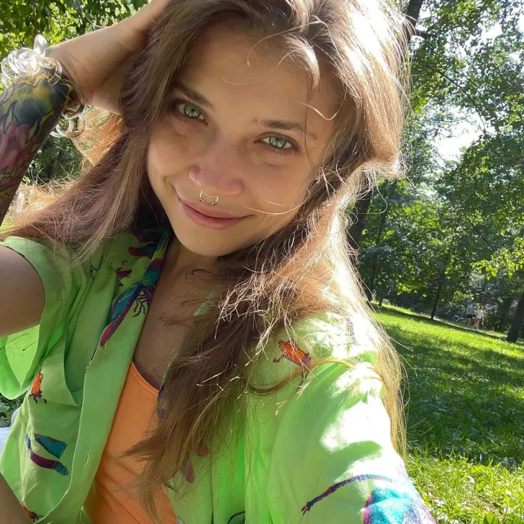 Napaljena Miha uputila otvorenu nemoralnu ponudu: 'Postani kralj i radi mi cijelu noć &scaron;to mi drugi čine u pornićima'