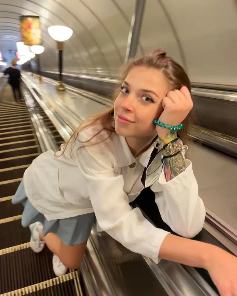 Napaljena Miha uputila otvorenu nemoralnu ponudu: 'Postani kralj i radi mi cijelu noć &scaron;to mi drugi čine u pornićima'