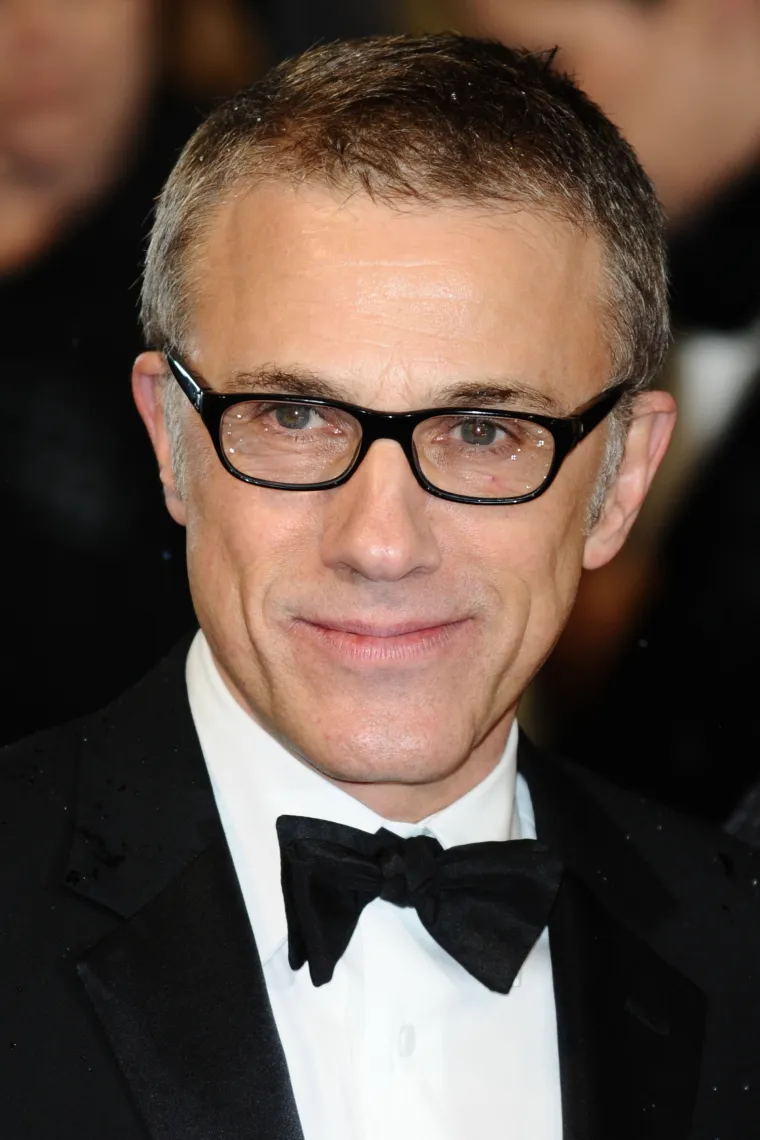 Austrijski glumac i oskarovac Christoph Waltz također je hrvatskih korijena. Naime, njegova majka Elizabeth Urbančić poznata je kostimografkinja hrvatsko-slovenskog podrijetla.
