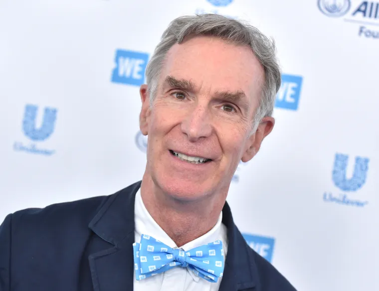 Bill Nye (slavni Science Guy) izumio je hidrauličku komponentu koja se koristi na avionima i posjeduje tri patenta za druge izume.