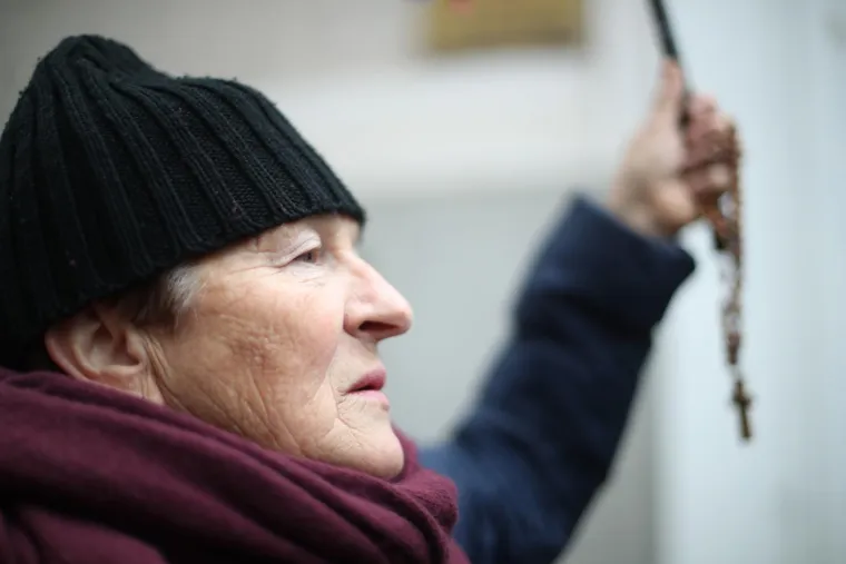 Prosvjednici protiv COVID potvrda u 'Bedemu ljubavi', vikali su: 'Bero&scaron;a na robiju' i 'Alemka vje&scaron;tice'