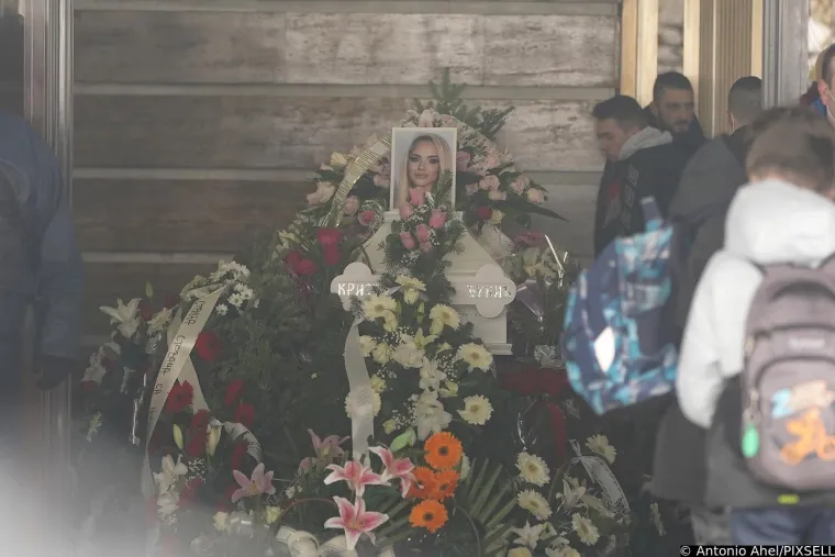 Beograd se jučer oprostio od Kike Đukić: Rijetko tko je zadržao suze na posljednjem ispraćaju popularne influencerice