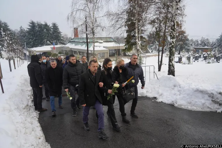 Beograd se jučer oprostio od Kike Đukić: Rijetko tko je zadržao suze na posljednjem ispraćaju popularne influencerice