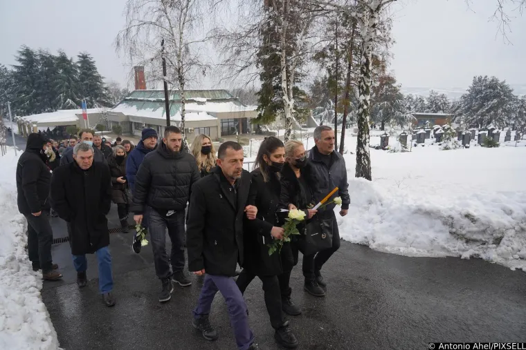 Beograd se jučer oprostio od Kike Đukić: Rijetko tko je zadržao suze na posljednjem ispraćaju popularne influencerice