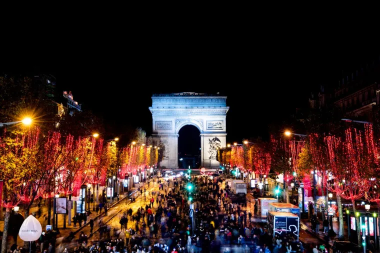 Pariz, Francuska