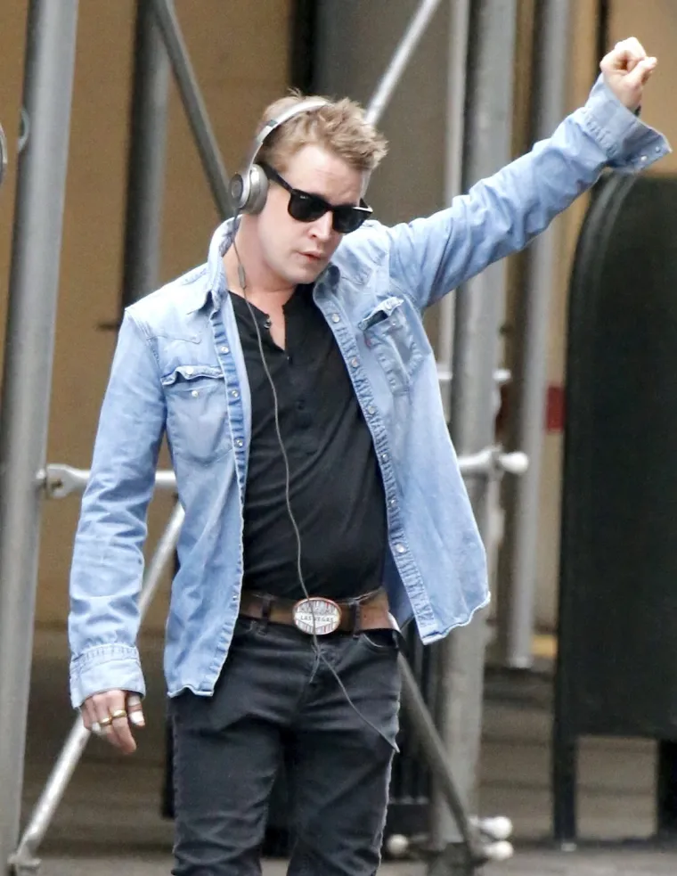 Od slatkiša da ispijenog beskućnika - sve je krenulo kad mu je Mila Kunis slomila srce