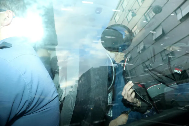 Pogledajte fotografije uhićenja gradonačelnika Kutine i ostalih optuženih za uhljebljivanje gradskoj firmi