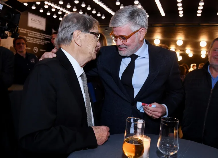 Ćiro Blažević glavna zvijezda premijere filma o sebi. Pogledajte koje su ga sve istinske legende došle pozdraviti