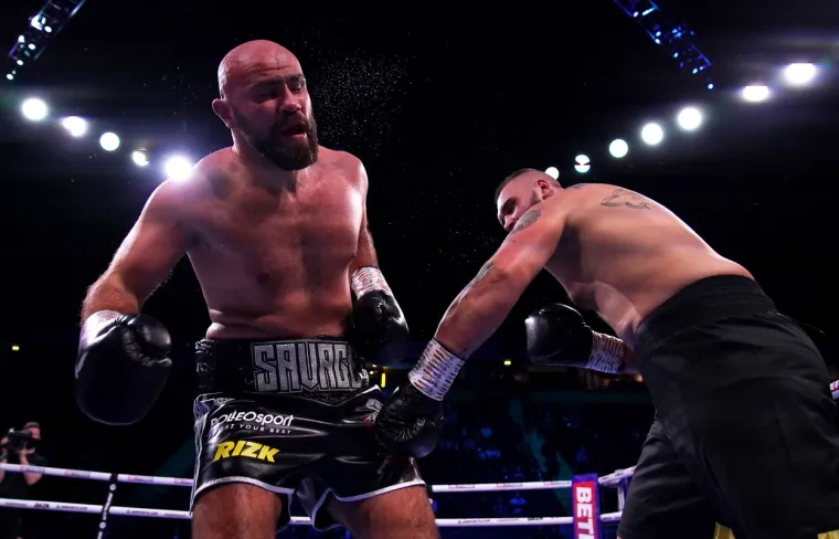 Makljaža u Manchesteru: Ovako je izgledala najteža Babićeva borba u karijeri; Bio je na rubu