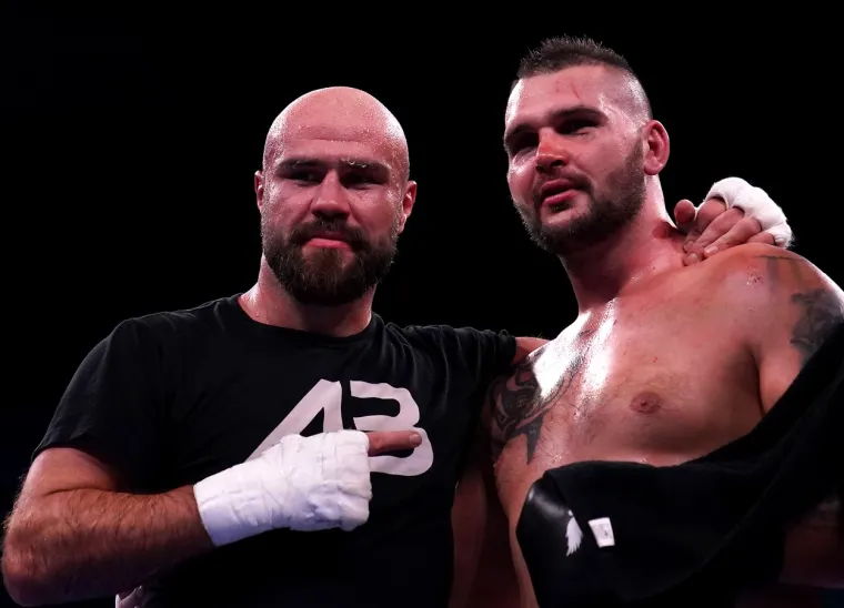 Makljaža u Manchesteru: Ovako je izgledala najteža Babićeva borba u karijeri; Bio je na rubu