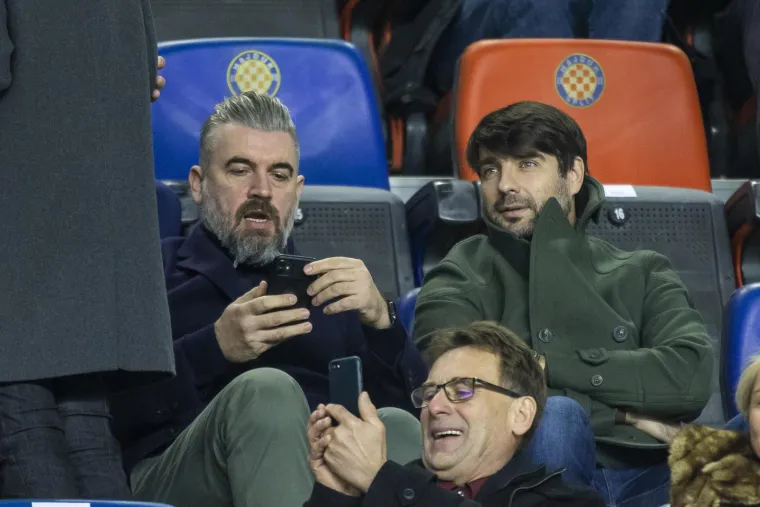 Pogledajte u čijem dru&scaron;tvu su Ćorluka i Dalić pratili derbi: Ma, biste li ikad pogodili?