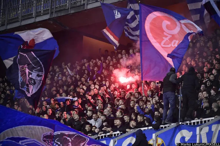 Modrima par dana prije Božića stigla rigorozna kazna, ove godine pokloni će biti dosta skromniji