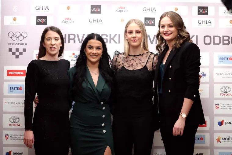 Ženska karate reprezentacija: Ana Lenard, Lucija Lesjak, Lea Vukoja i Mia Greta Zorko.