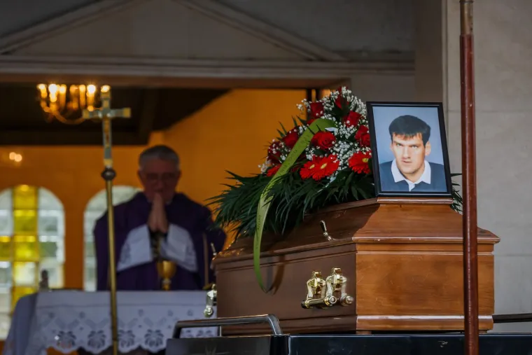 Dino Rađa, Stojko Vranković i ostali ispratili velikog Gorana Sobina na konačni počinak