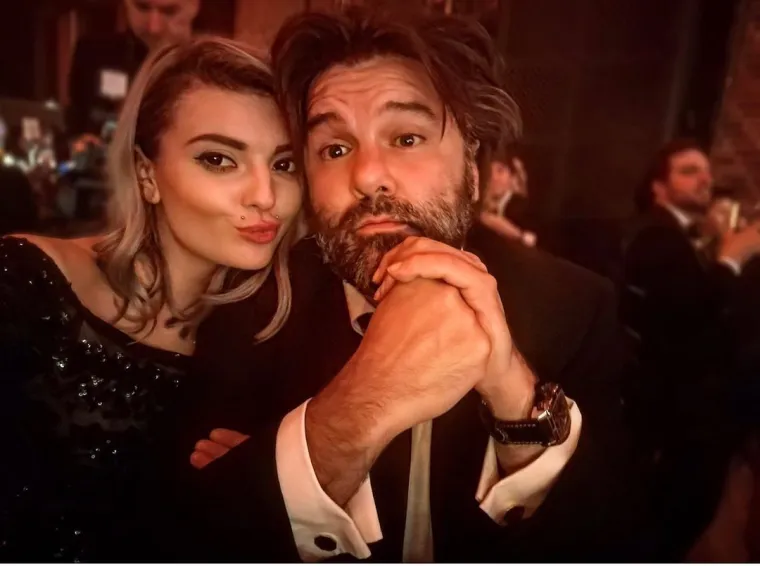 Nekad buntovna darkerica, danas modna ikona: Ella slavi rođendan, evo kako se kroz godine drastično mijenjala