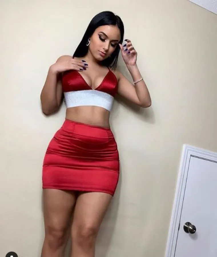 Možda su ove godine bile jako zločeste, ali i dalje strpljivo čekaju pod borom