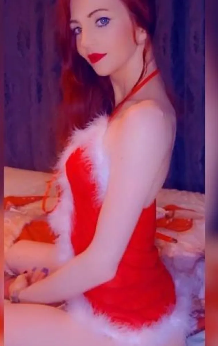 Možda su ove godine bile jako zločeste, ali i dalje strpljivo čekaju pod borom