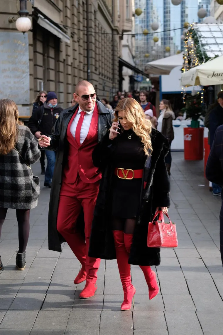 Živahan Badnjak u centru Zagreba: Prijepodne su mnogi iskoristili za &scaron;picu, među njima i brojna poznata lica