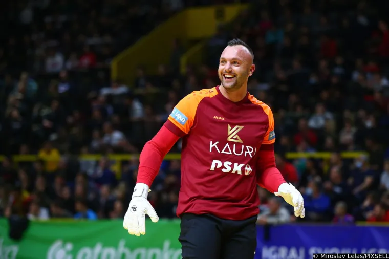 &Scaron;imić izbacio Livaju, na turniru Četiri kafića zaigrale brojne legende, pogledajte tko se sve pojavio na Gripama