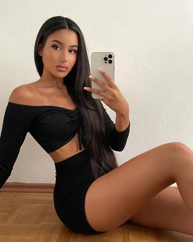 
Ako ništa drugo, Alena je barem na jednom polju profitirala, a činjenice govore da je u ovih tjedan dana otkako je priča postala viralna skupila više od 50 tisuća novih pratitelja na Instagramu.