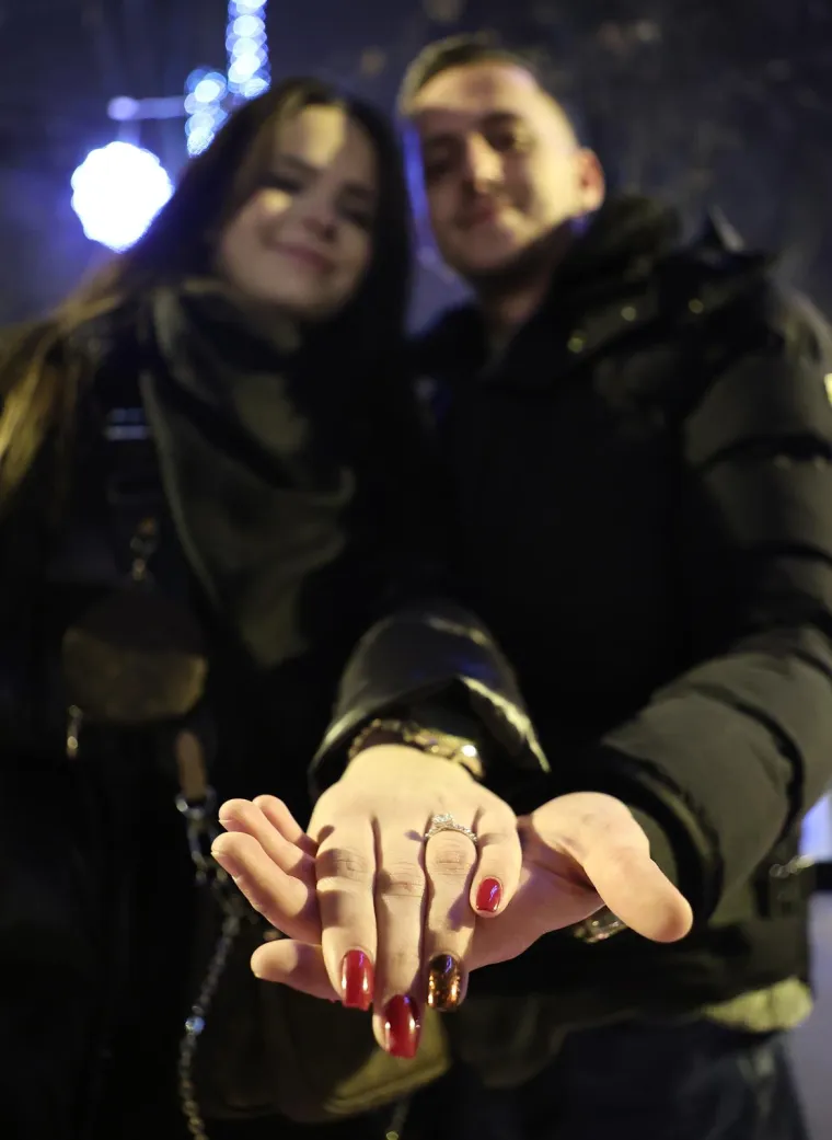 Prevalio je 800 kilometara kako bi ljubav svog života zaprosio na Adventu u Zagrebu: 'Bolji ugođaj nisam mogao ni zamisliti'