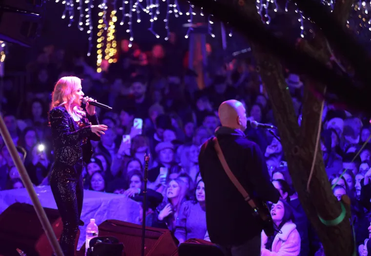 Jelena Rozga i Franka Batelić iznenadile odjevnom kombinacijom: Obje su se pojavile u - odijelu