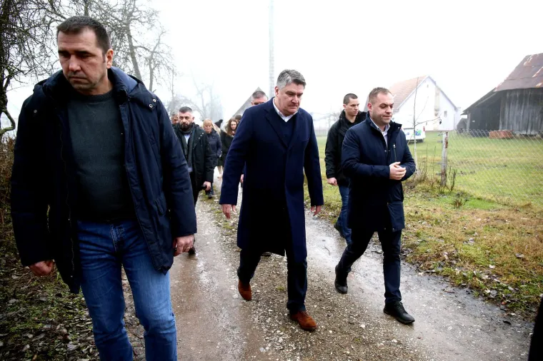 Pogledajte kako je izgledalo druženje Milanovića s građanima koji su prije godinu dana ostali bez krova nad glavom